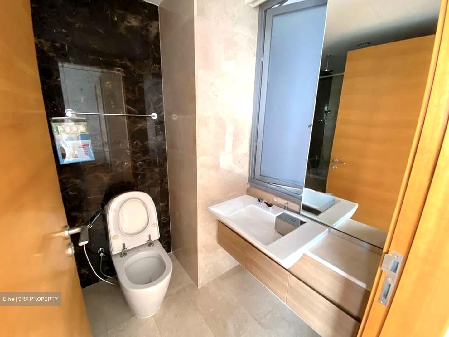 Centro Residences (D20), Condominium #536698201